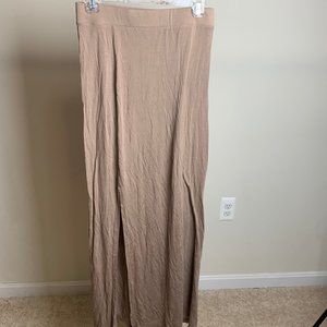 long tan skirt